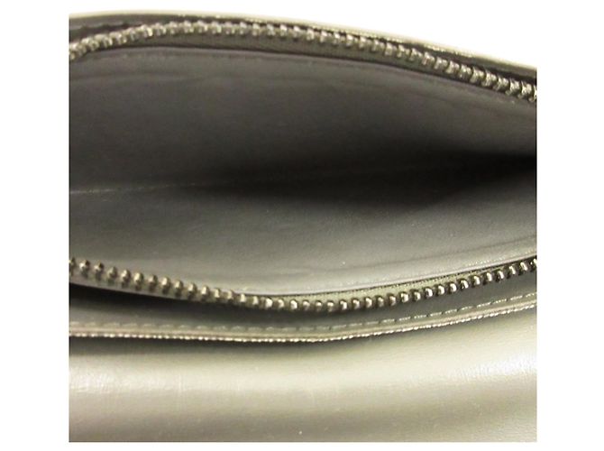 LOUIS VUITTON Portefeuille Brazza Bifold Monogram Shadow, Cuir, Gris, Pour Hommes et Femmes Marron - vue 8