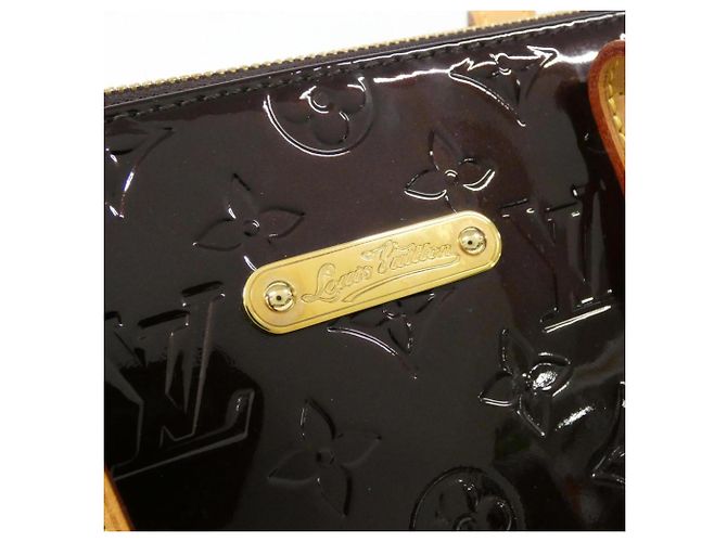 Borsa a spalla Bellevue GM Vernis Louis Vuitton Rosso - vista 5