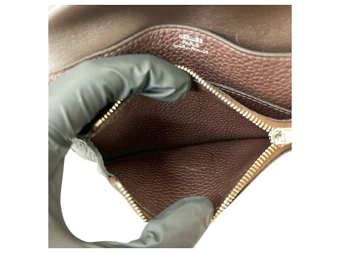 Hermès Carteira bifold compacta HERMES Dogon em couro Togo, mini, marrom, não utilizada, estampada - vista 10