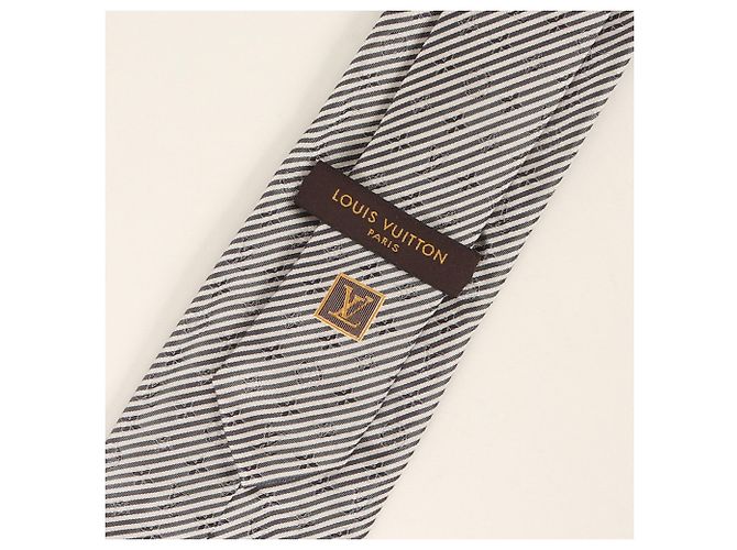 LOUIS VUITTON Monogram Regimental Silk Cravate Tie in Silver and White for Men, - view 3