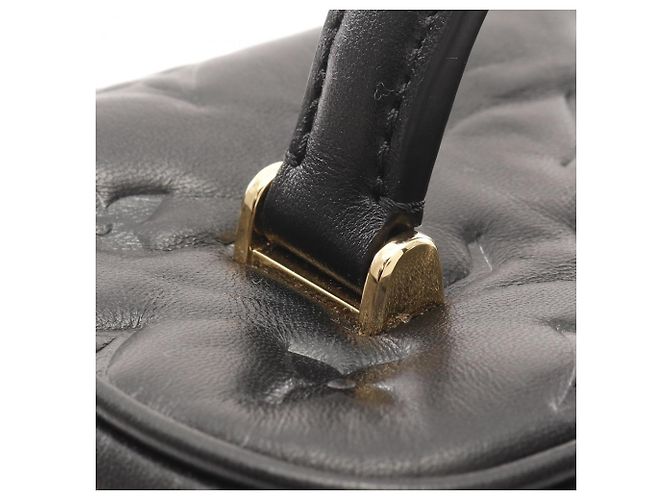 LOUIS VUITTON Vanity Coussin PM Borsa a mano in pelle di agnello per donne Nera Nero - vista 7