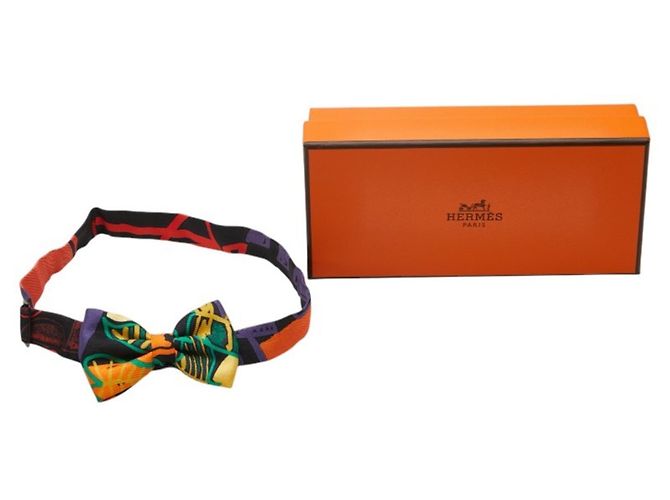 Hermès HERMES Nou Papillon Papillon Raso Arancione Nero Verde Multicolore Seta Uomo HERMES - vista 6