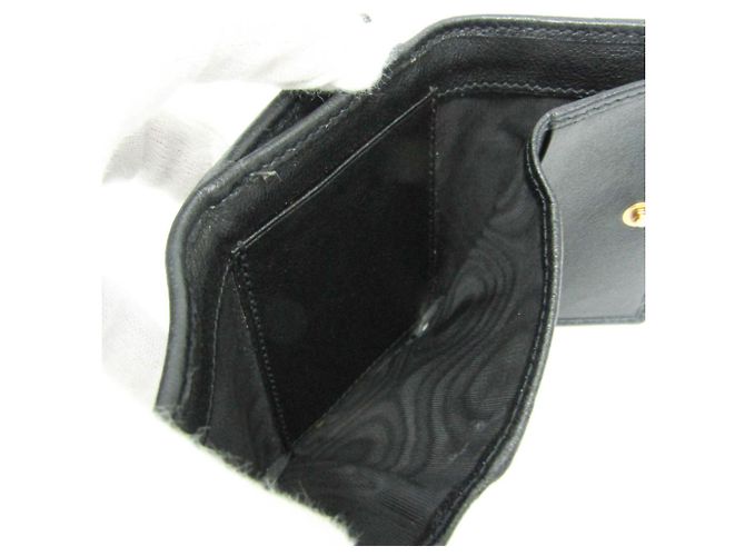Gucci Bamboo Diana Compact Wallet Women's Leather Wallet (fold) Black - view 9