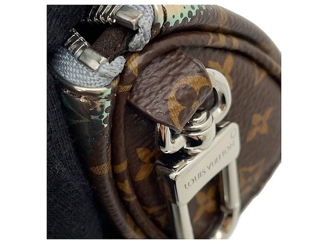 Portachiavi Accessori Louis Vuitton Monogramma Specchio Metallico Mini Keepall LOUIS VUITTON Marrone - vista 8