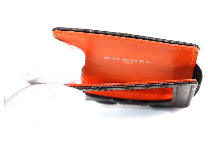 Custodia per iPod CHANEL Cambon, pelle marrone ed smalto - vista 5
