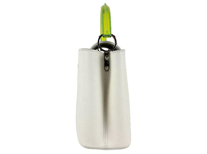 Borsa a spalla Capucines BB Louis Vuitton in pelle bianca, Donna, Bianco - vista 2