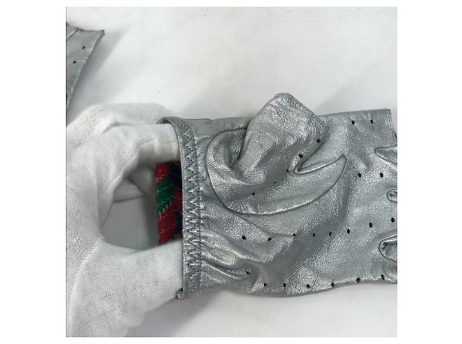 Chanel Airline Fingeröffnungshandschuh Silber Rot - Ansicht 7