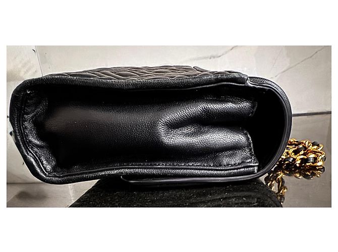 Tory Burch Borsa a spalla in pelle nera trapuntata con catena dorata Nero - vista 6