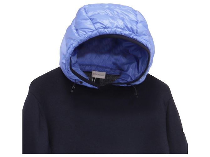 Suéter com capuz acolchoado Moncler em lã e poliamida azul marinho - vista 2