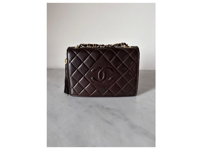 Borsa Classic Flap Chanel in pelle marrone scuro - vista 2