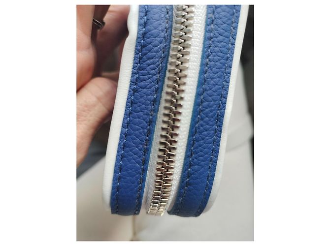 Borsa a tracolla Louis Vuitton Danube Blu Eggshell in tela Bianco sporco - vista 13