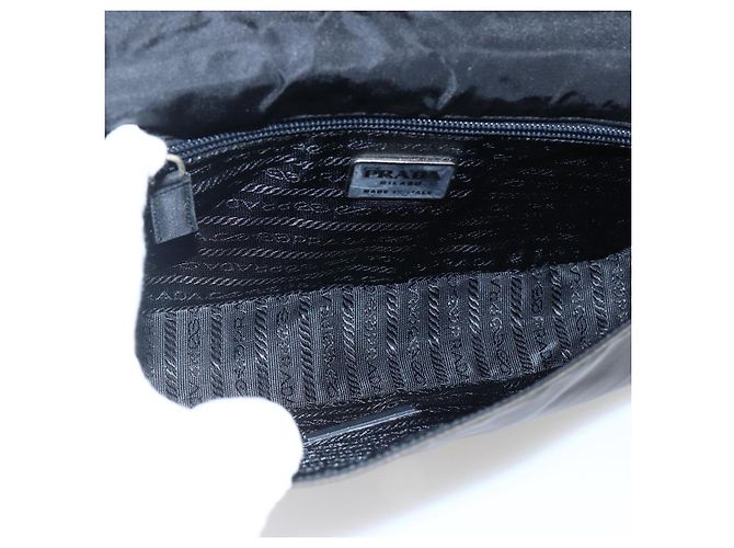 Bolso de Hombro PRADA de Nylon y Cuero Caqui Auth 173639 - vista 10