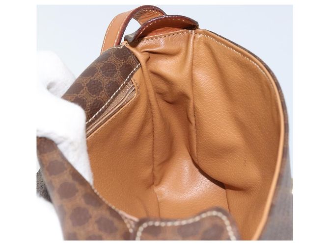 Céline Sac à bandoulière circulaire en toile Macadam CELINE en cuir PVC marron et or Auth ep13354 Doré - vue 18
