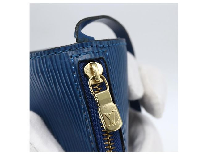 LOUIS VUITTON Pochette Soufflot Epi Blu LV Auth BA10296 - vista 10