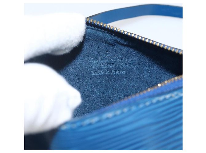 LOUIS VUITTON Pochette Soufflot Epi Blu LV Auth BA10296 - vista 18