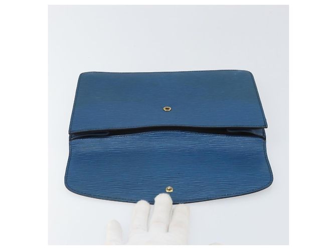 LOUIS VUITTON Clutch Montaigne 23 Epi Blu M52665 LV Auth am10715 - vista 9