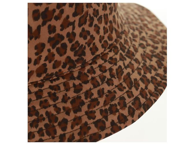 Cappello bucket in nylon marrone Auth 158572M di BOTTEGA VENETA - vista 7