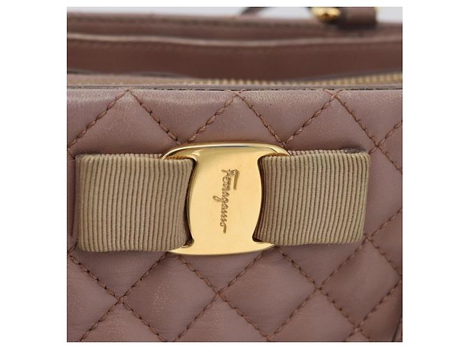 Borsa a Spalla Salvatore Ferragamo Vala in Pelle 2 in 1 Viola Oro Auth 173180 D'oro Porpora - vista 19