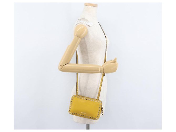 Borsa a Spalla Rock Studs in Pelle Giallo Oro Auth BA10807 di Gianni Versace D'oro - vista 24