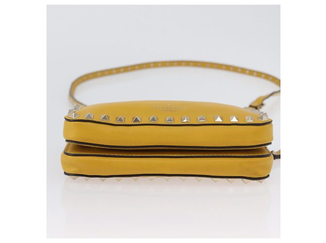 Borsa a Spalla Rock Studs in Pelle Giallo Oro Auth BA10807 di Gianni Versace D'oro - vista 5