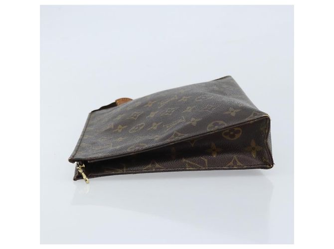 LOUIS VUITTON Poche Toilette Monogram 26 M47542 LV Auth ep13470 Monogramma - vista 4