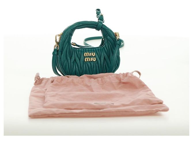 Borsa a Spalla Miu Miu Matelassé Micro Hobo in Pelle Verde Oro Auth 168972SM D'oro - vista 12