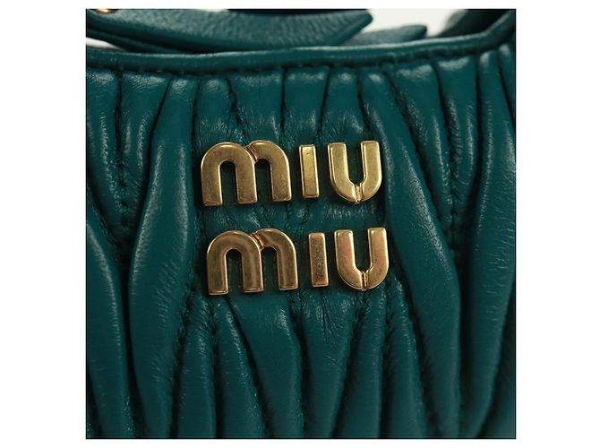 Borsa a Spalla Miu Miu Matelassé Micro Hobo in Pelle Verde Oro Auth 168972SM D'oro - vista 19