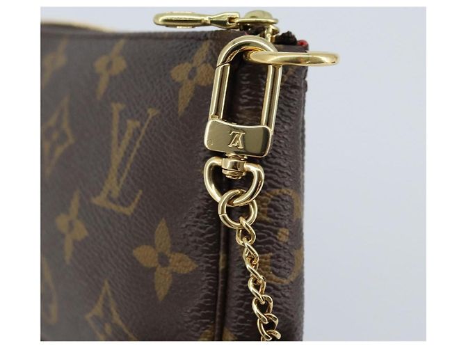 LOUIS VUITTON Monogram Vivienne Mini Pochette Accessori M80863 LV Auth 173263SAM Monogramma - vista 19