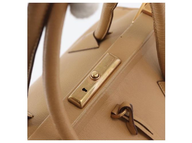 PRADA Borsa a mano in pelle beige dorato Auth 172291 D'oro - vista 18