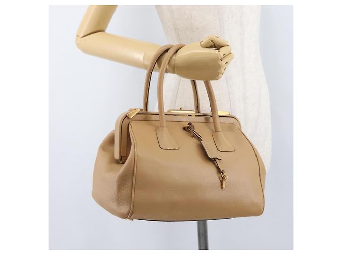 PRADA Borsa a mano in pelle beige dorato Auth 172291 D'oro - vista 24