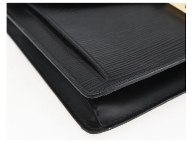 LOUIS VUITTON Epi Serie Dragonne Clutch Bag Nero M52612 LV Auth ep13469 - vista 14