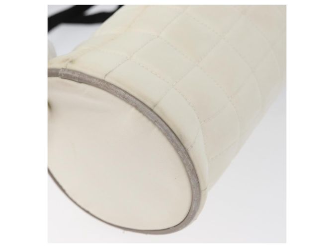 Borsa porta bottiglia in nylon bianco e argento della linea sportiva CHANEL con CC Auth bs33406 - vista 17
