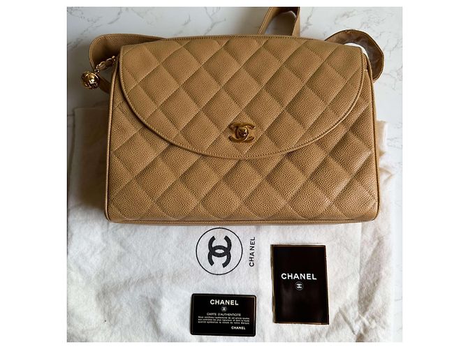 Camera Borsa a tracolla in caviar Chanel Beige - vista 6