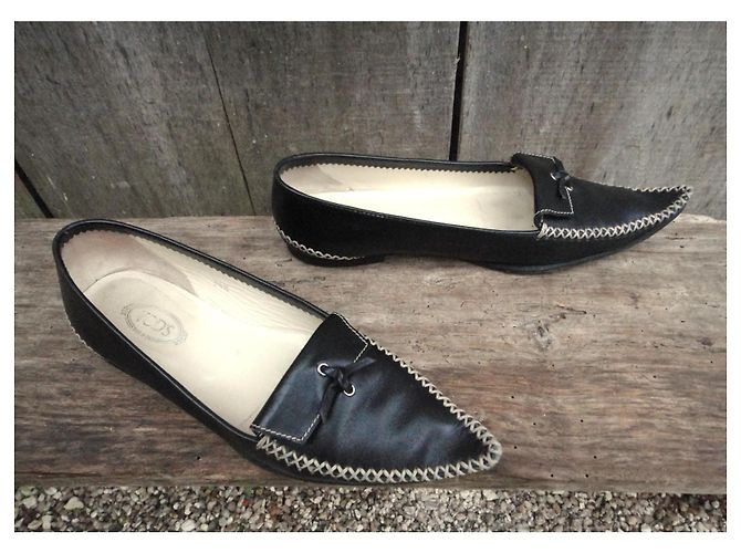 Mocassini Tod's in pelle nera Nero - vista 2