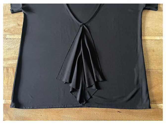 Top nero Dagmar kimono scollo a V - maniche corte T. XS - vista 2