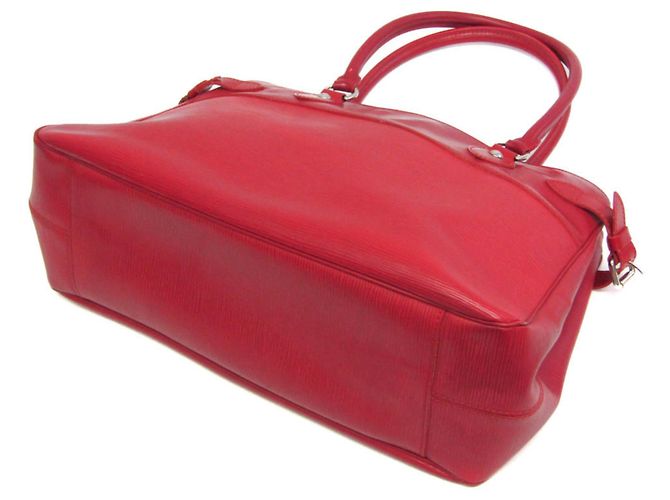 Bolso Louis Vuitton Epi Passy GM en Rouge Roja - vista 2