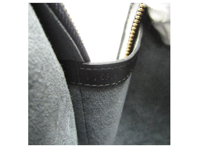 Mochila Louis Vuitton Epi Coblanc en Noir Negro - vista 19