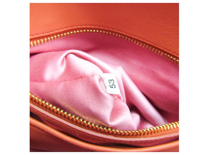 Borsa in pelle Matelassé Miu Miu in rosa salmone - vista 19
