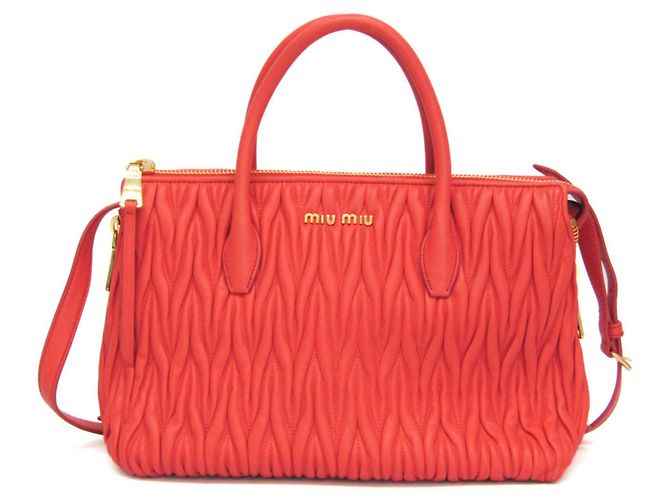 Borsa in pelle Matelassé Miu Miu in rosa salmone - vista 20