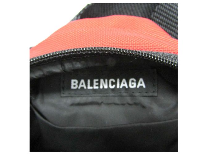 Everyday Pochette e borsa a spalla in nylon Balenciaga Explorer 656060 Nero Rosso - vista 9