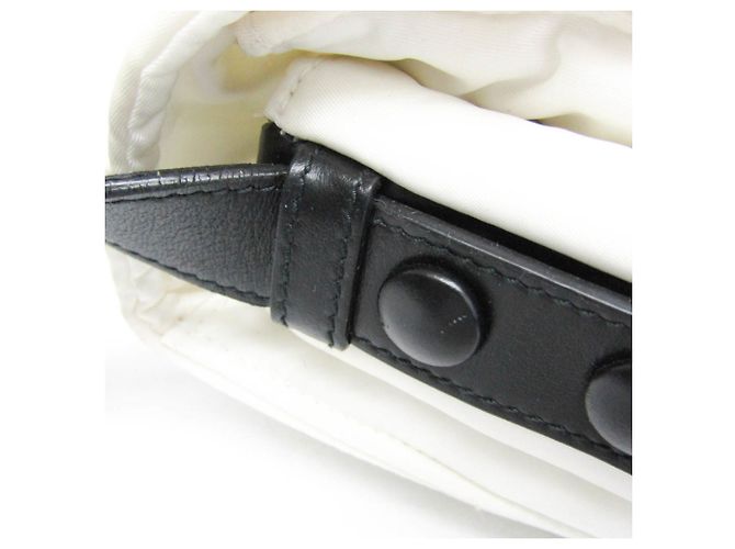 Borsa a Spalla Imbottita in Re-Nylon Prada Nero Bianco - vista 5