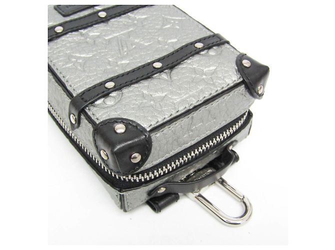 Charm de bolso de cuero Louis Vuitton Negro Plata - vista 6