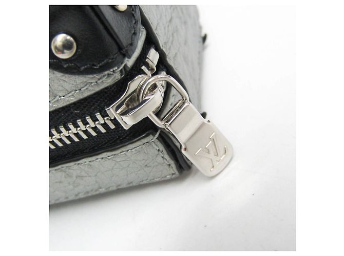 Charm de bolso de cuero Louis Vuitton Negro Plata - vista 7