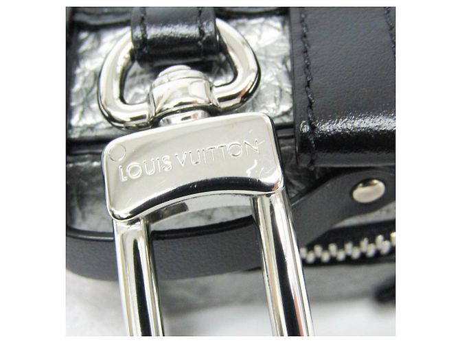 Charm de bolso de cuero Louis Vuitton Negro Plata - vista 8