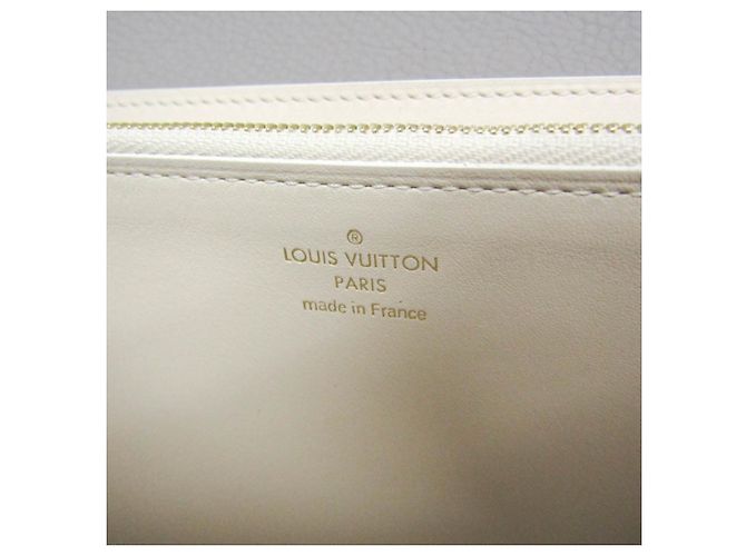 Cartera Taurillon Capucines M80928 de Louis Vuitton Gris - vista 10