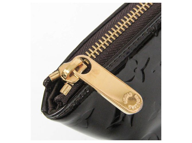 Borsa Louis Vuitton Monogram Vernis Bellevue PM in Amarante Bordò - vista 14