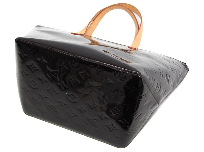 Borsa Louis Vuitton Monogram Vernis Bellevue PM in Amarante Bordò - vista 2