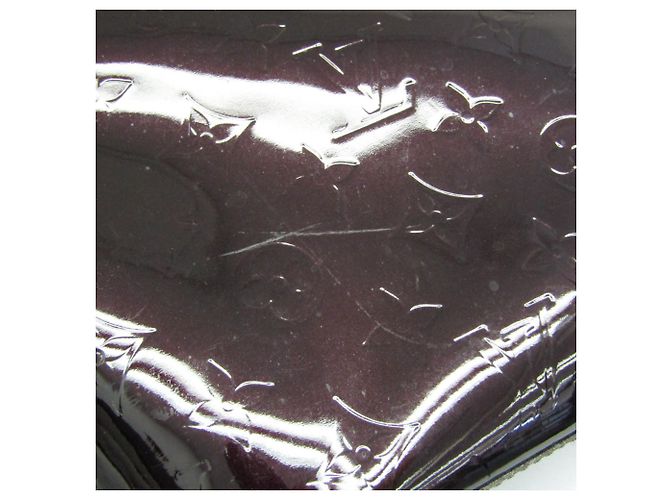 Borsa Louis Vuitton Monogram Vernis Bellevue PM in Amarante Bordò - vista 7