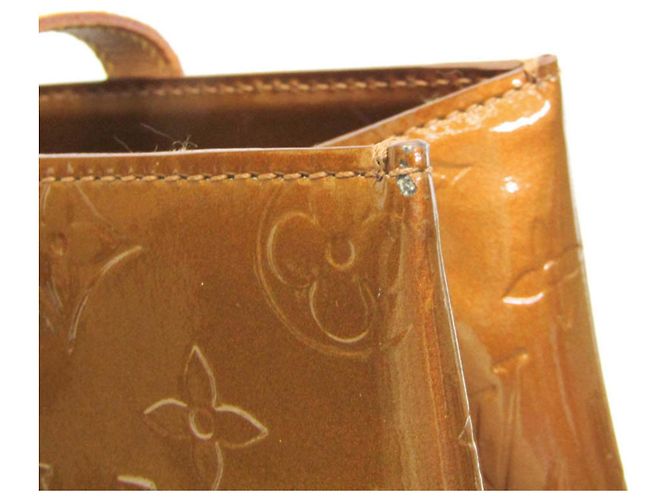 Borsa Louis Vuitton Monogram Vernis Reade MM Bronzo - vista 12