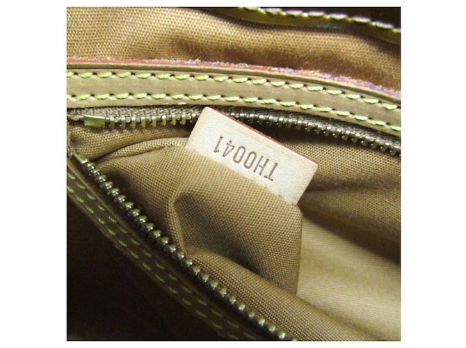 Borsa Louis Vuitton Monogram Vernis Reade MM Bronzo - vista 17